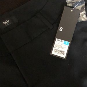 Black dress pants/ trousers